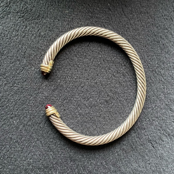 David Yurman Garnet Bracelet - Picture 2 of 5